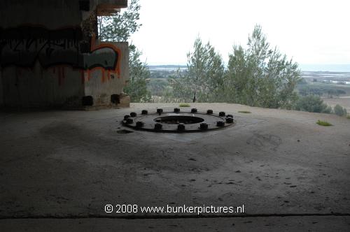 © bunkerpictures - M272 the gun emplacement
